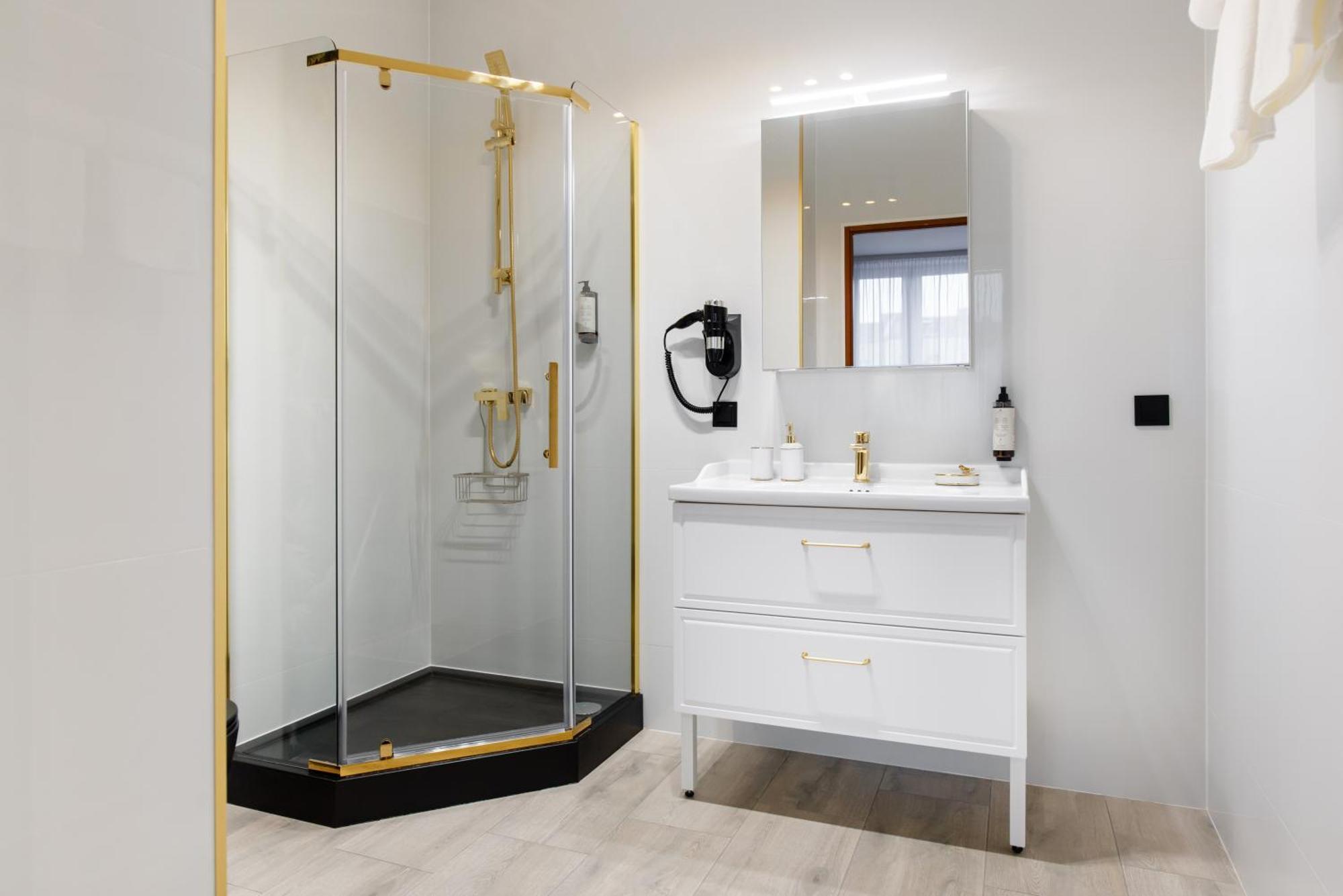 Hotel Mieszko Гожов Велкополски Екстериор снимка