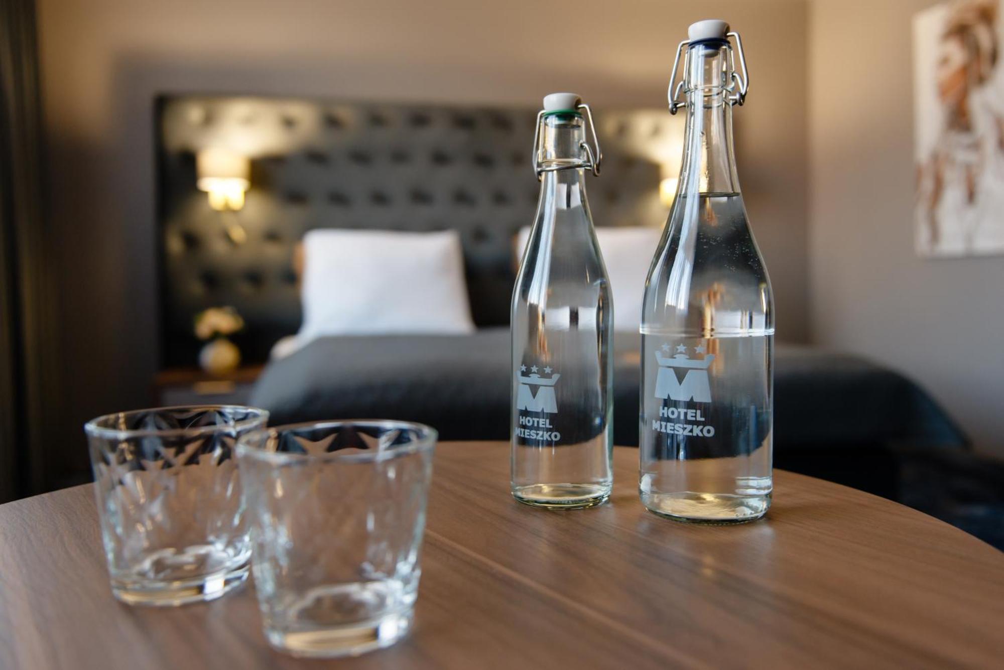 Hotel Mieszko Гожов Велкополски Екстериор снимка