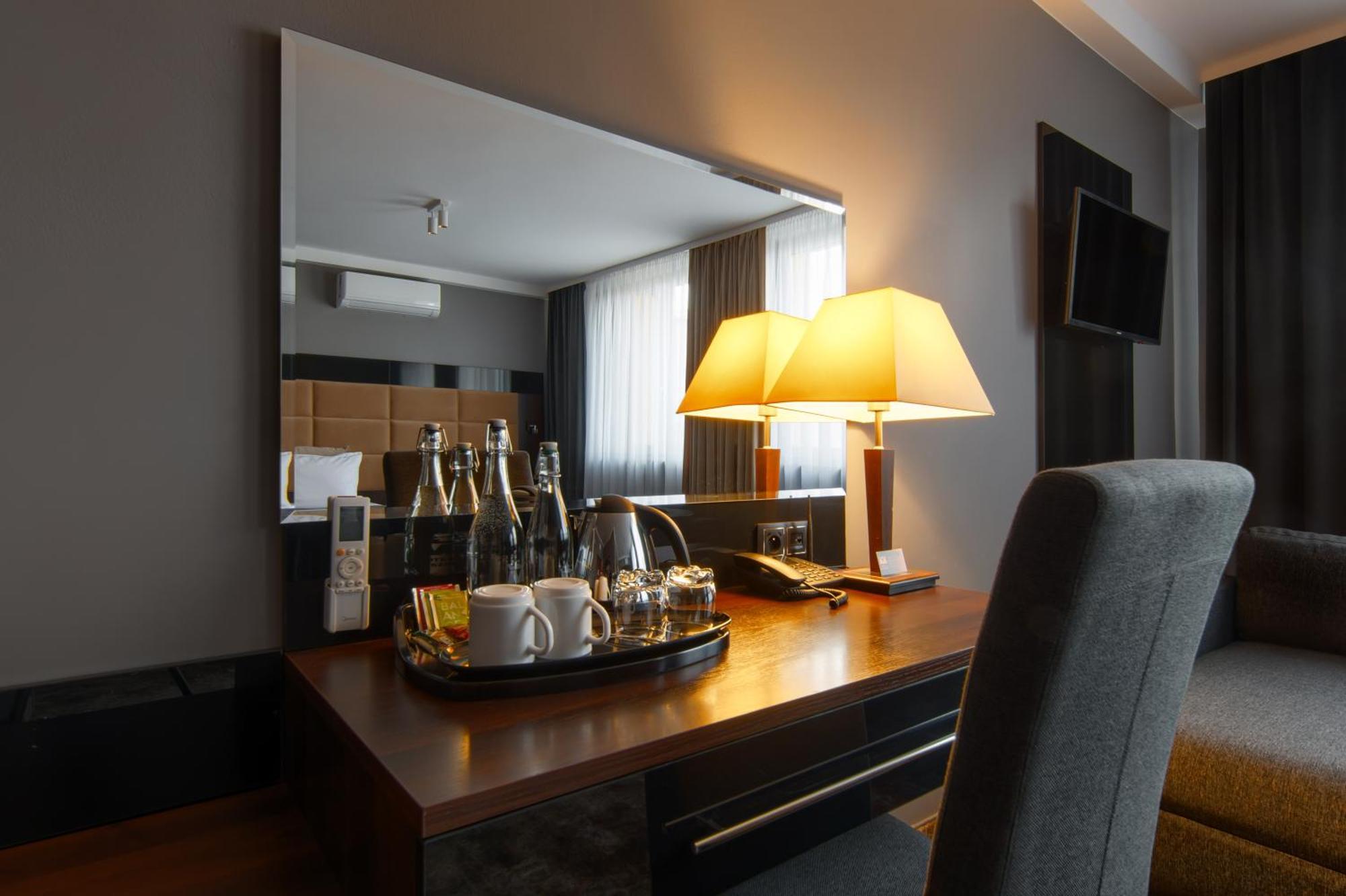 Hotel Mieszko Гожов Велкополски Екстериор снимка
