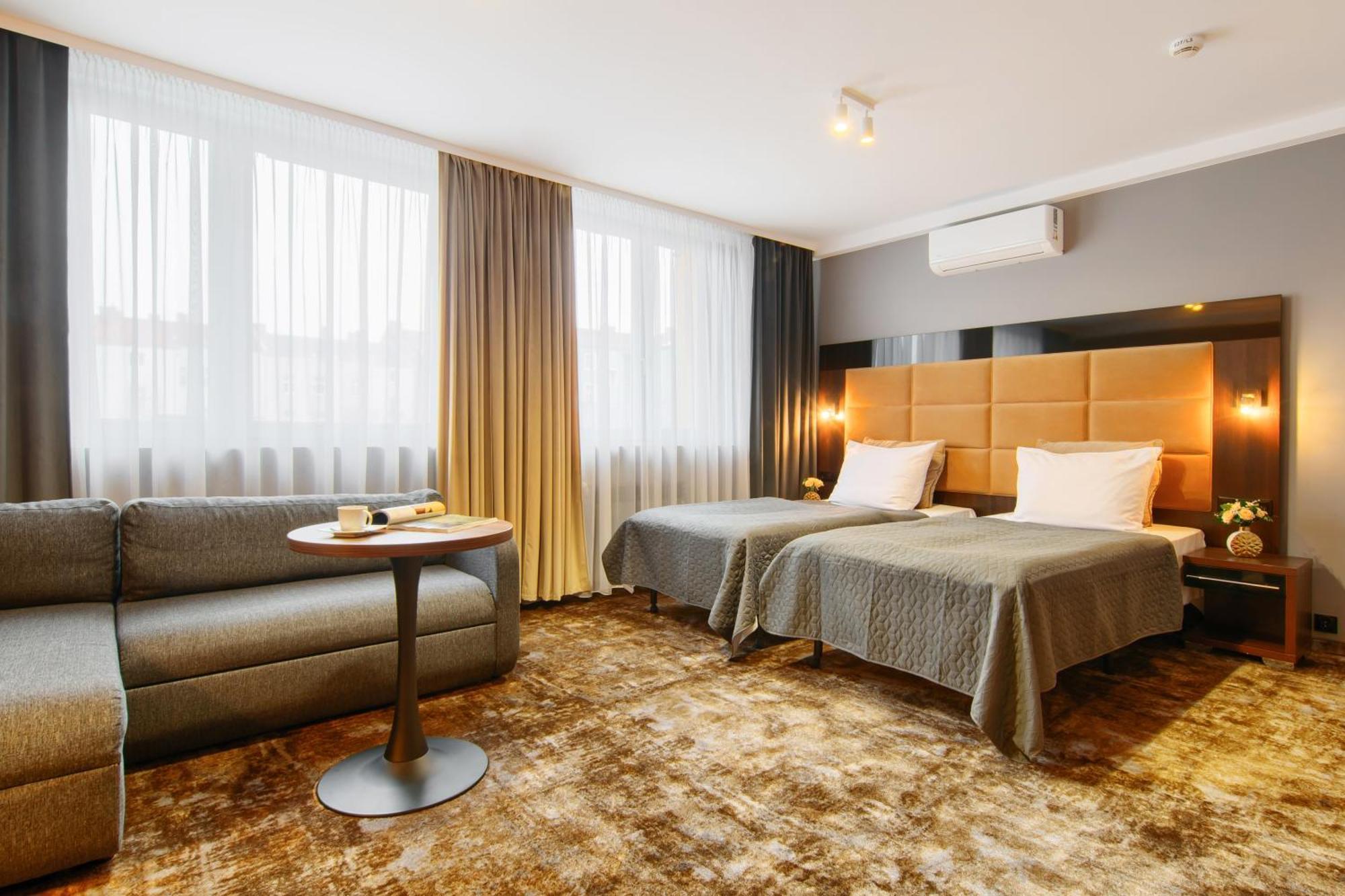 Hotel Mieszko Гожов Велкополски Екстериор снимка