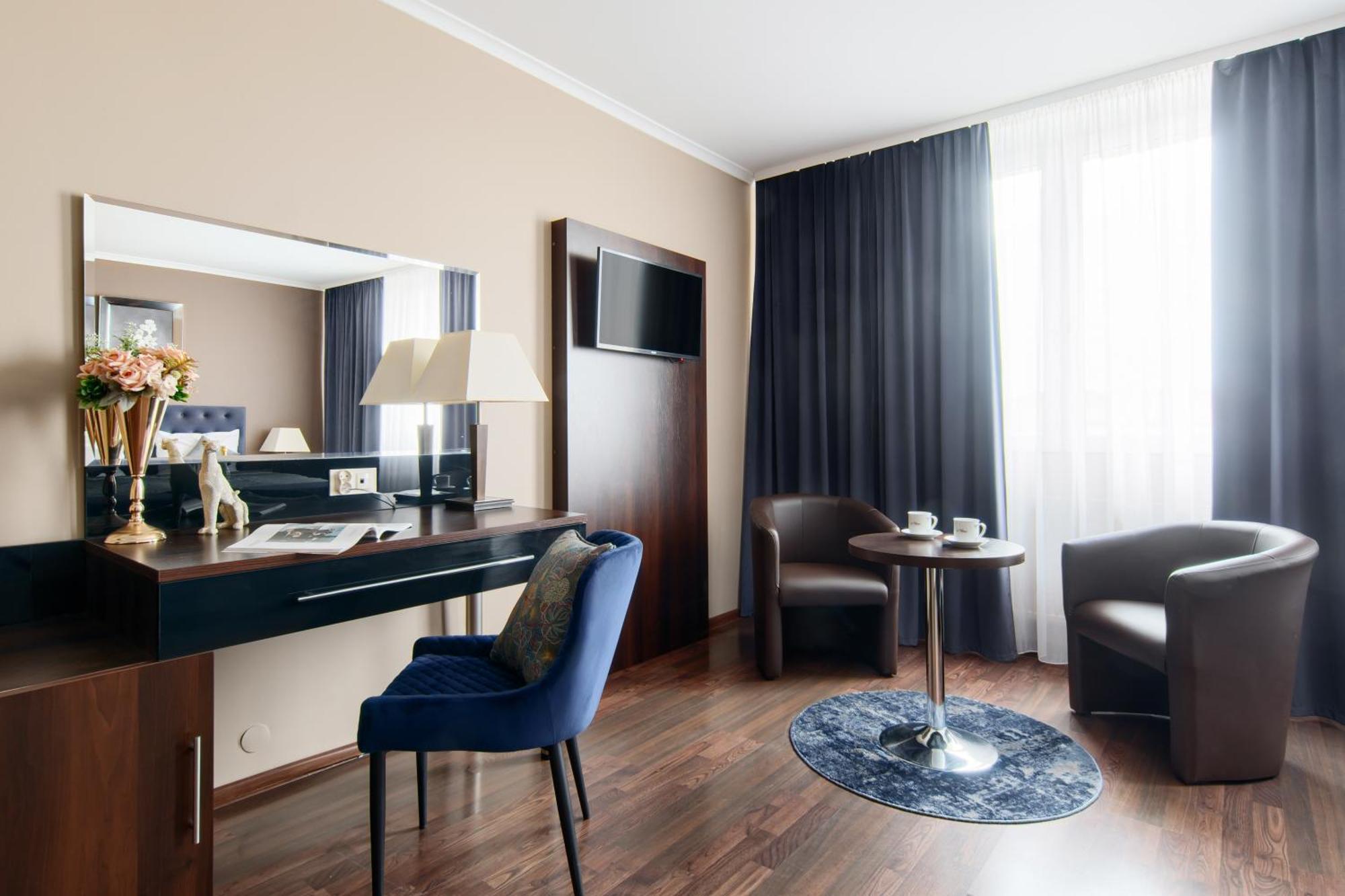 Hotel Mieszko Гожов Велкополски Екстериор снимка