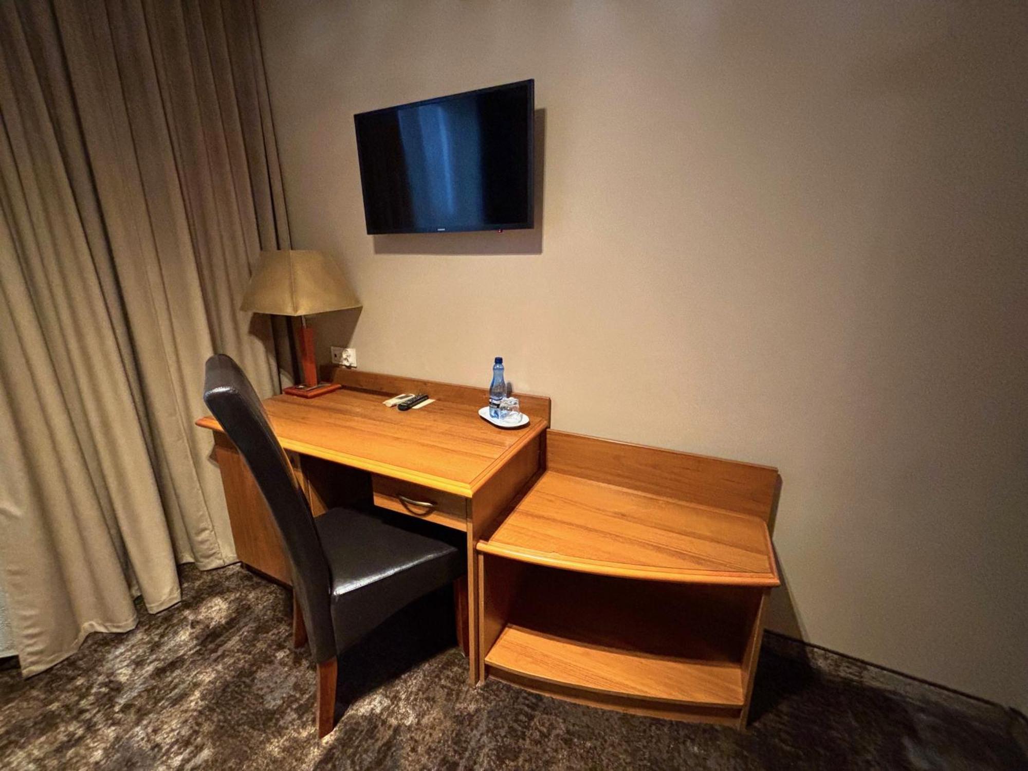 Hotel Mieszko Гожов Велкополски Екстериор снимка